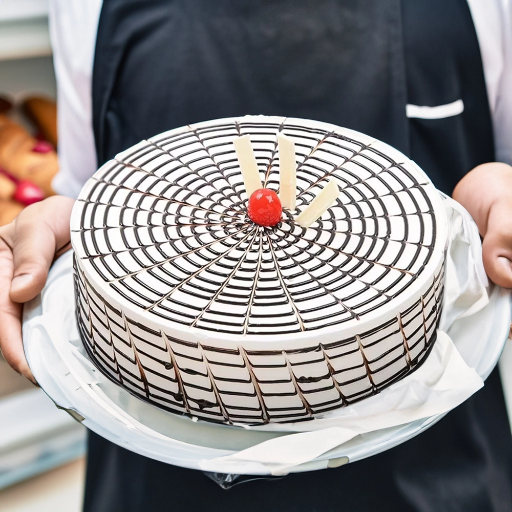 1 kg Butterscotch Chocolate Cake cake