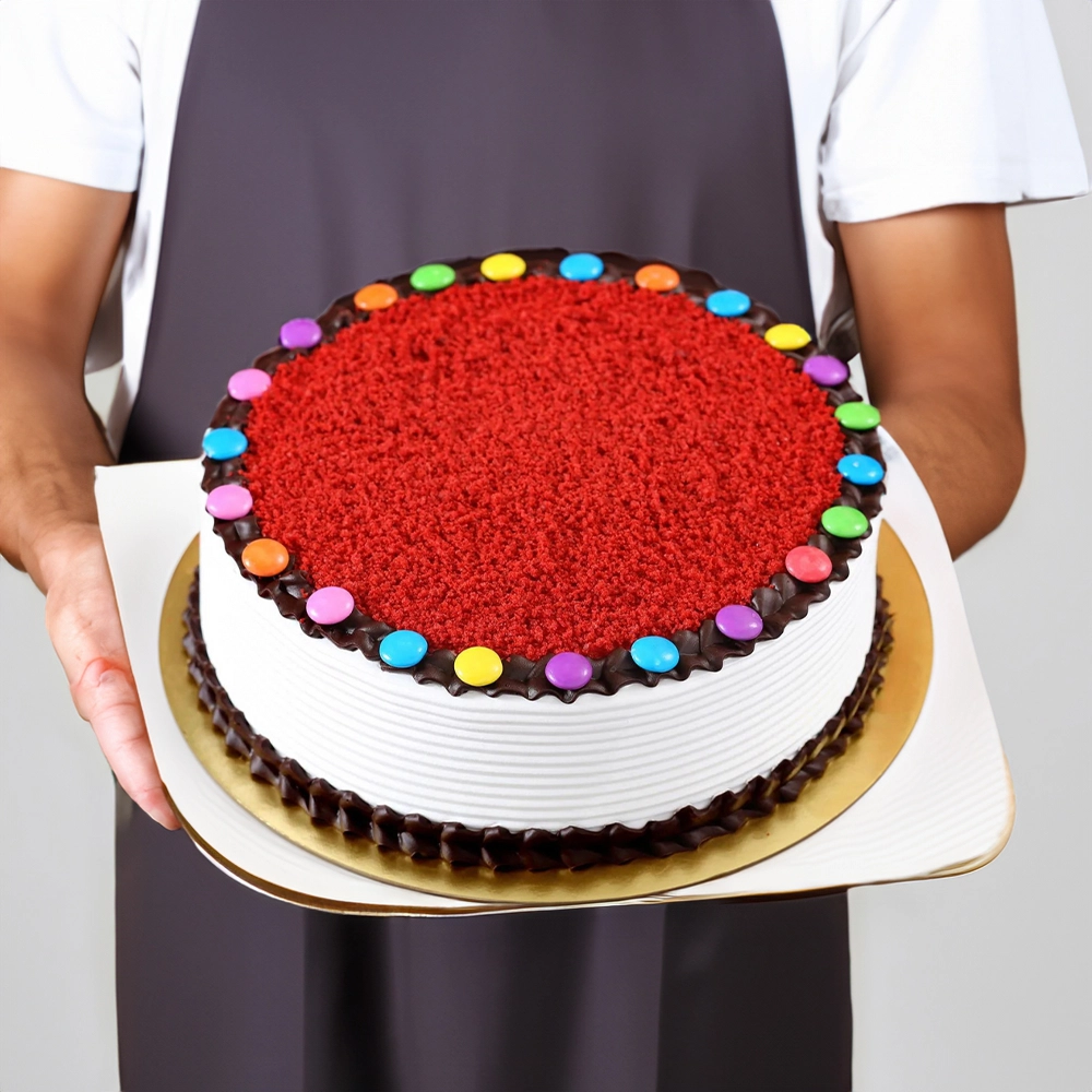 1 kg gems red velvet round cake