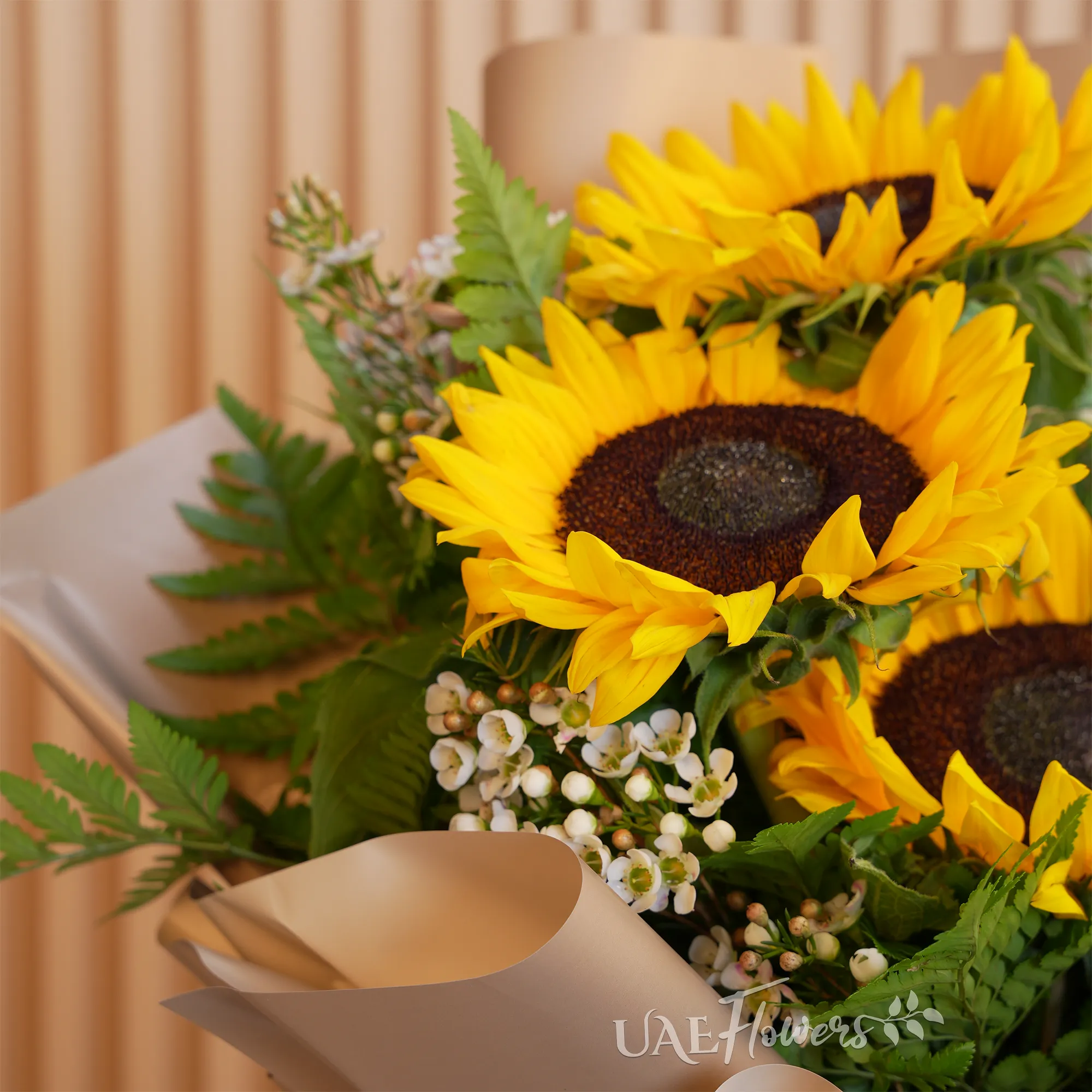 online bouquet of 3 sunflowers with green fillers