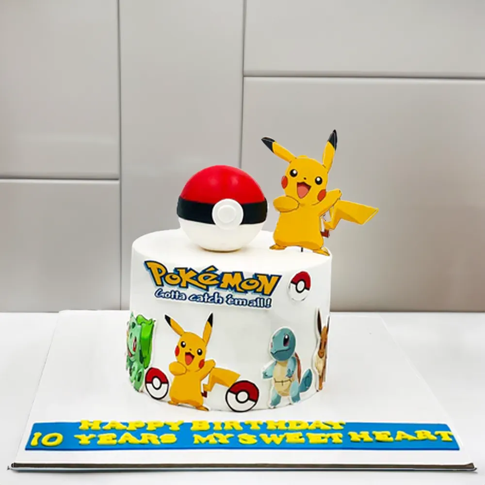 3kg Pokeball theme cake