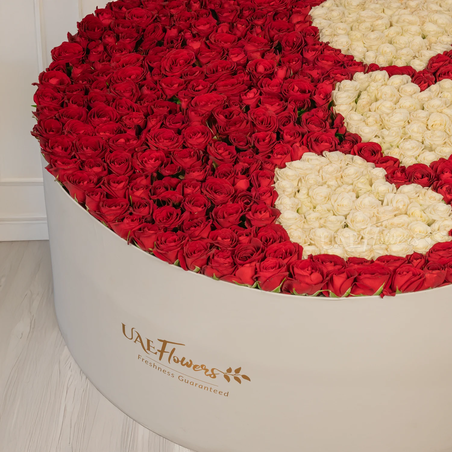 round box with 200 roses and spray roses