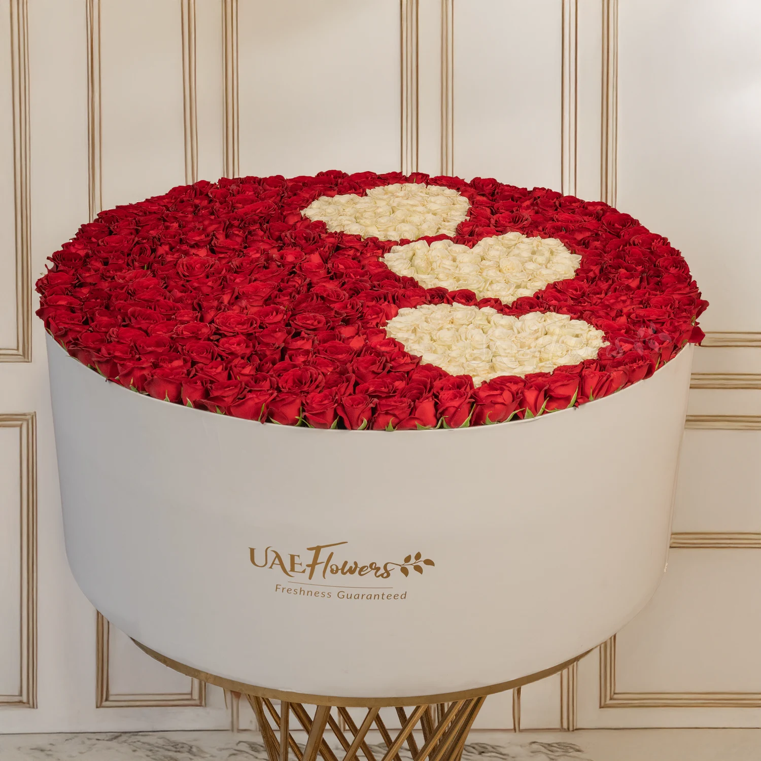 round box with 200 roses and spray roses